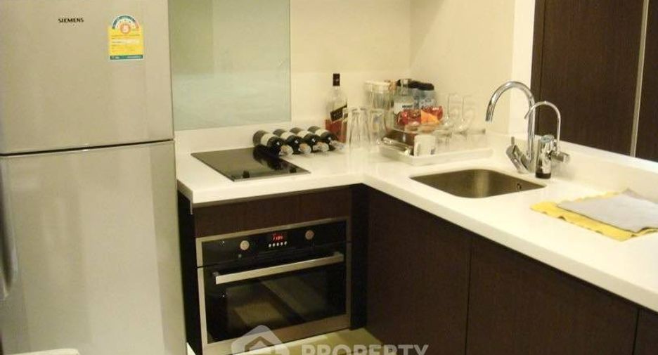 For rent 1 bed condo in Watthana, Bangkok