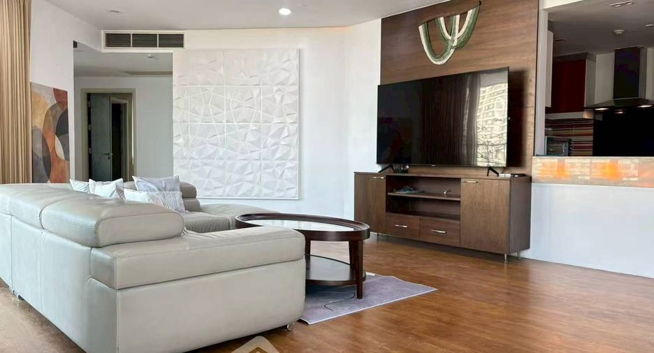 For rent 3 bedrooms condo in Bang Kho Laem, Bangkok