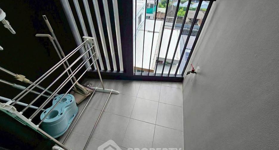 For rent 1 bed condo in Watthana, Bangkok