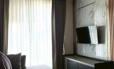Condo en alquiler de 2 habitaciones en Phra Khanong, Bangkok