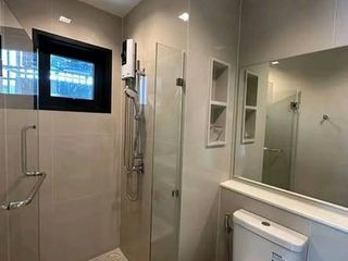 Condo en alquiler de 2 habitaciones en Thon Buri, Bangkok
