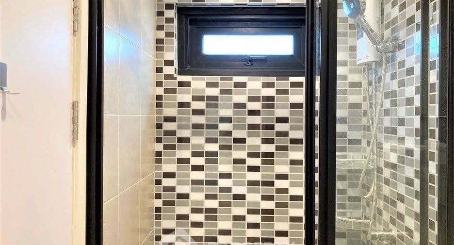For rent 2 bedrooms condo in Phasi Charoen, Bangkok