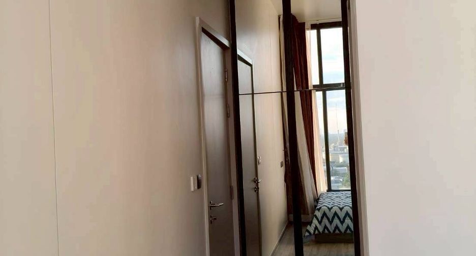 For rent 1 bed condo in Phra Khanong, Bangkok