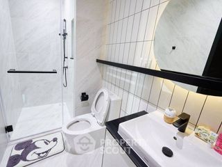 For rent 2 bedrooms condo in Khlong San, Bangkok