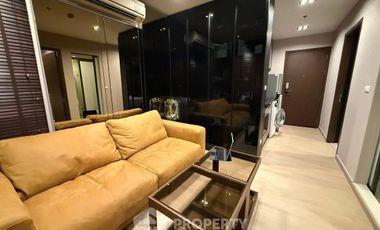 À louer 2 chambres condo à Huai Khwang, Bangkok