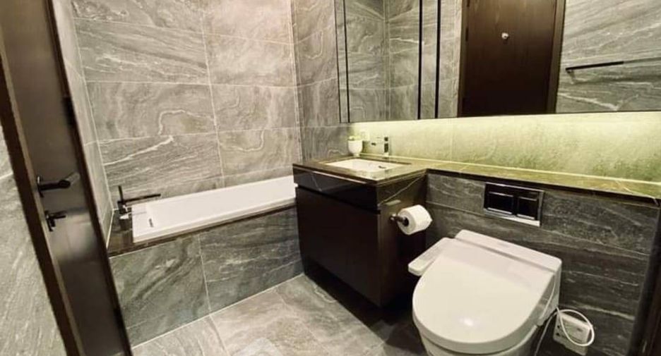 For rent 1 bed condo in Khlong Toei, Bangkok