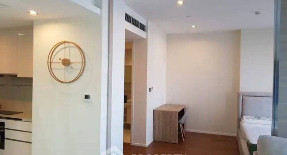 For rent 1 bed condo in Sathon, Bangkok