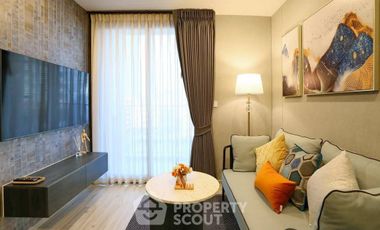 For rent 2 bedrooms condo in Huai Khwang, Bangkok