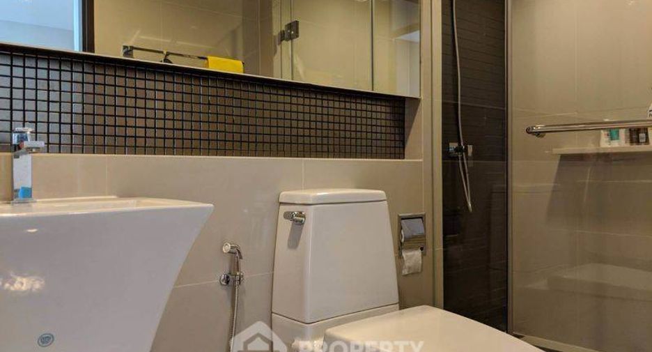 For rent 2 bedrooms condo in Sathon, Bangkok