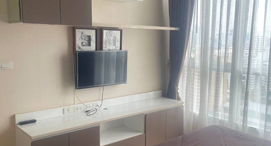 For rent 1 bed condo in Watthana, Bangkok