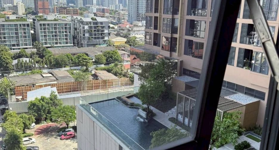 For rent 1 bed condo in Khlong Toei, Bangkok