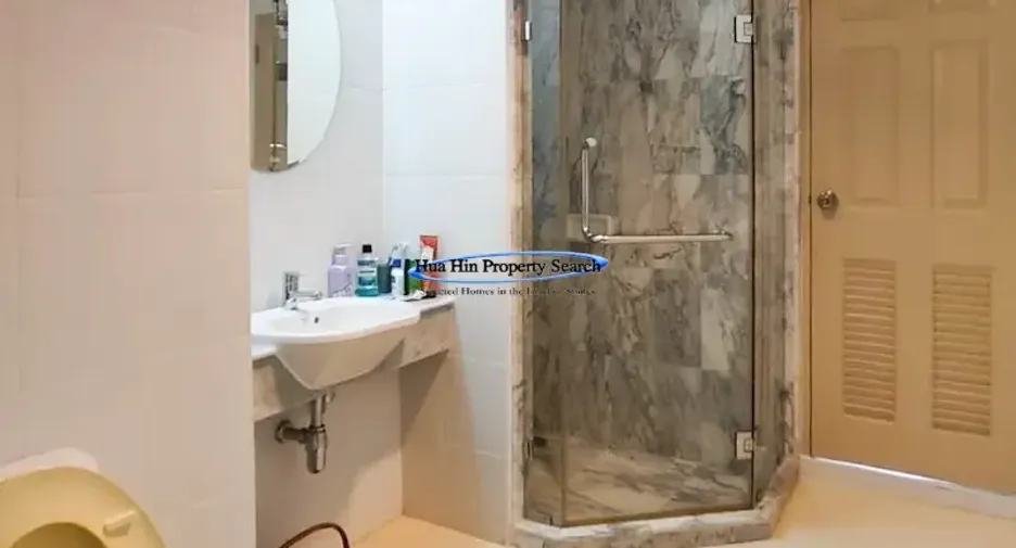 Casa en venta de 4 habitaciones en Pran Buri, Prachuap Khiri Khan