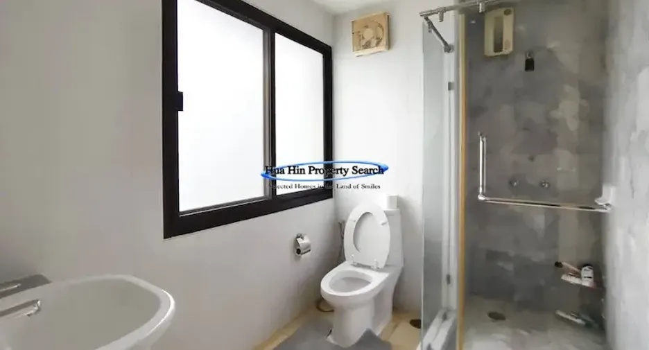 Casa en venta de 4 habitaciones en Pran Buri, Prachuap Khiri Khan