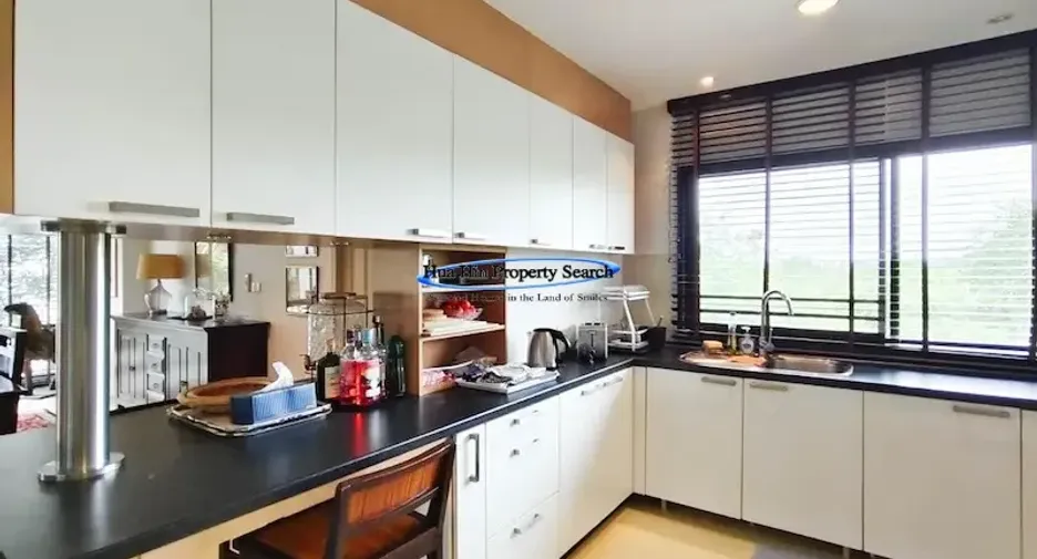 Casa en venta de 4 habitaciones en Pran Buri, Prachuap Khiri Khan
