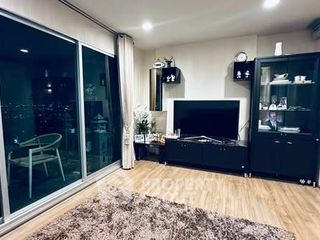 For rent 2 bedrooms condo in Yan Nawa, Bangkok