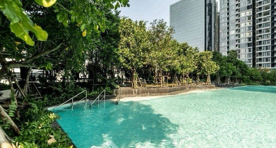 For rent 1 bed condo in Huai Khwang, Bangkok