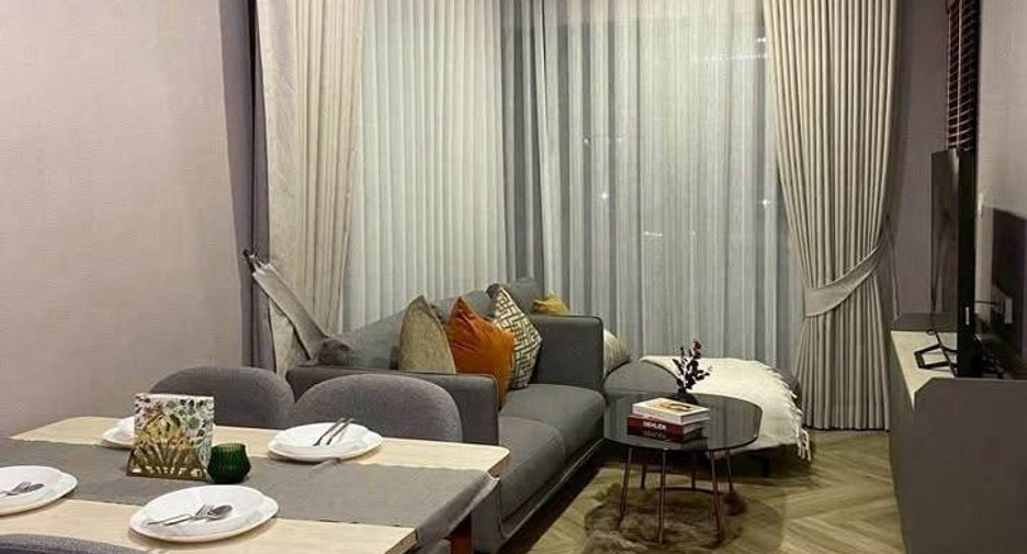 For rent 2 bedrooms condo in Watthana, Bangkok