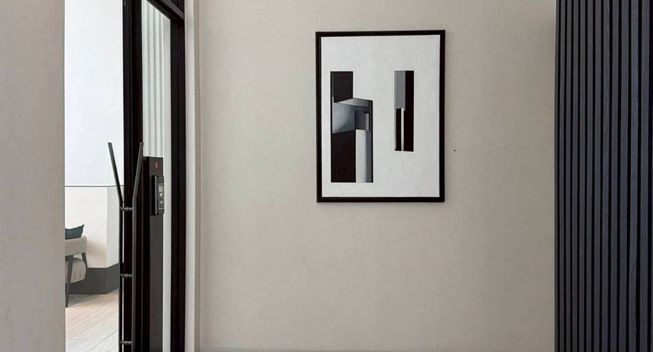 For rent 2 bedrooms condo in Khlong San, Bangkok