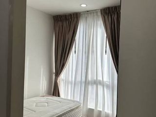 For rent 2 bedrooms condo in Ratchathewi, Bangkok