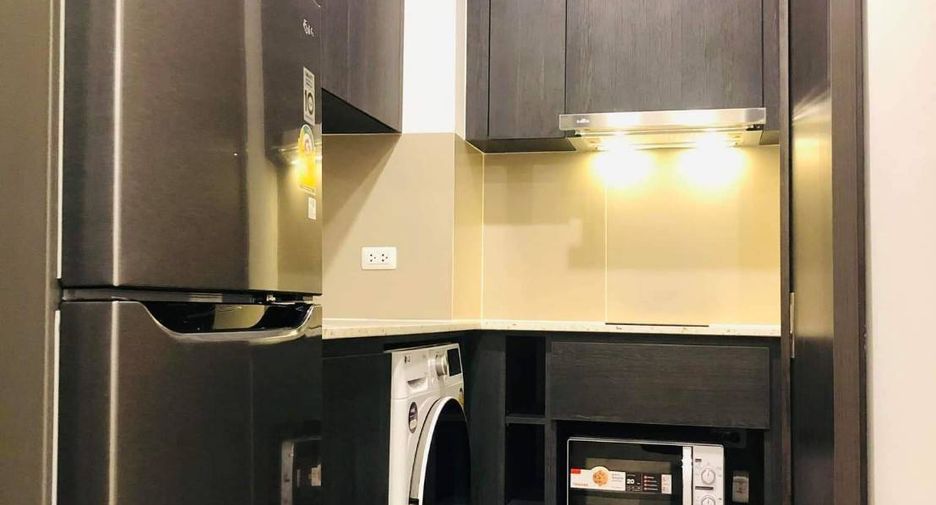 For rent 1 bed condo in Huai Khwang, Bangkok