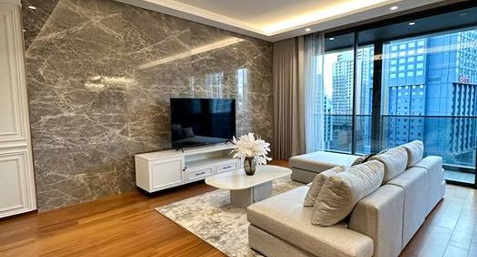 For rent 2 bedrooms condo in Khlong Toei, Bangkok