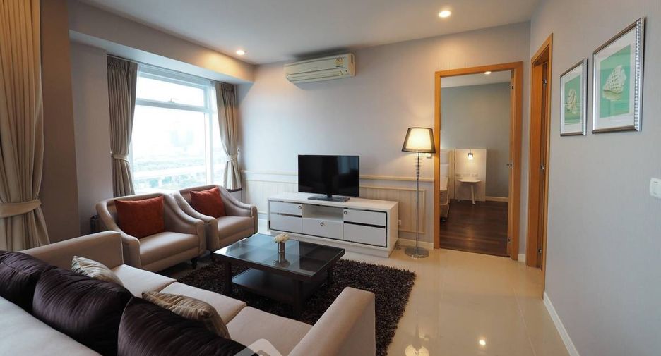 For rent 2 bedrooms condo in Watthana, Bangkok
