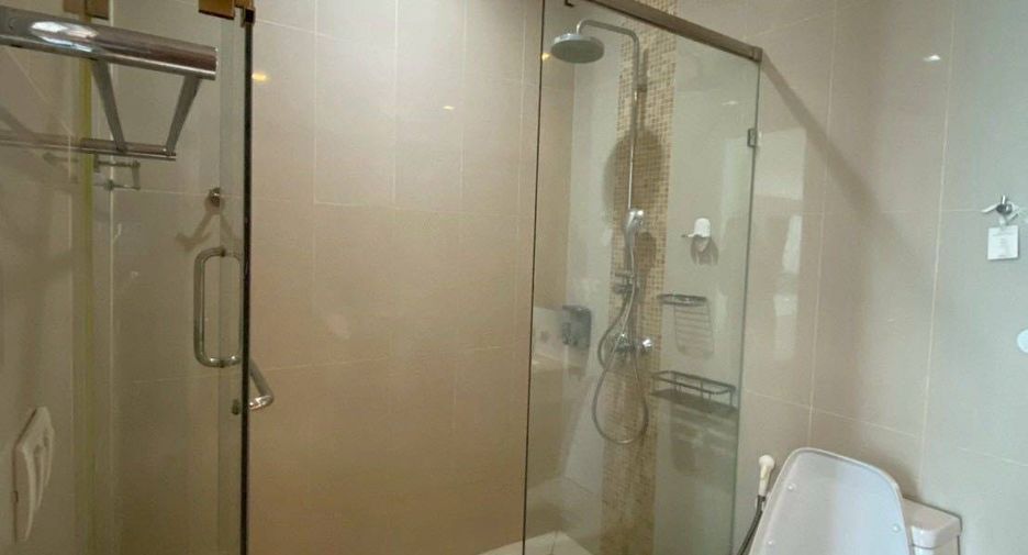 Condo en alquiler de 2 habitaciones en Watthana, Bangkok
