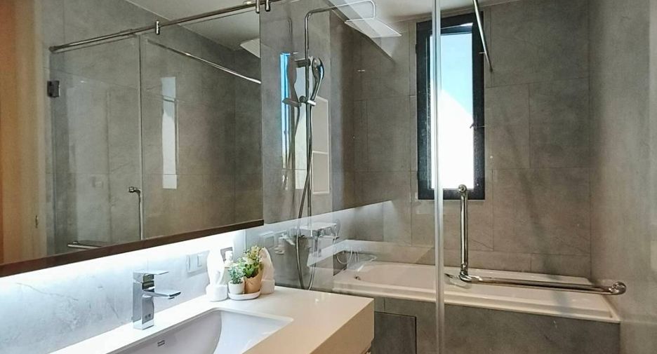 For rent 1 bed apartment in Mueang Samut Prakan, Samut Prakan