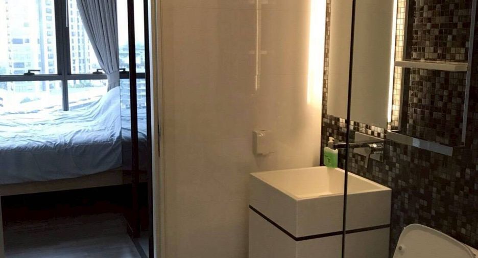 Wohnung zur Miete mit 1 Zimmer in Khlong Toei, Bangkok