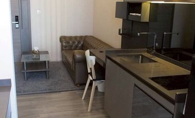Condo en alquiler de 1 habitaciones en Khlong Toei, Bangkok