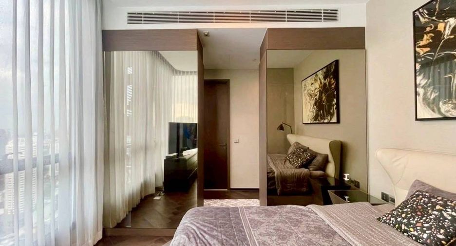 For rent 2 bedrooms condo in Khlong Toei, Bangkok
