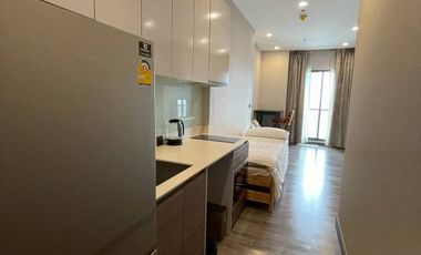 For rent 2 bedrooms condo in Bang Phlat, Bangkok