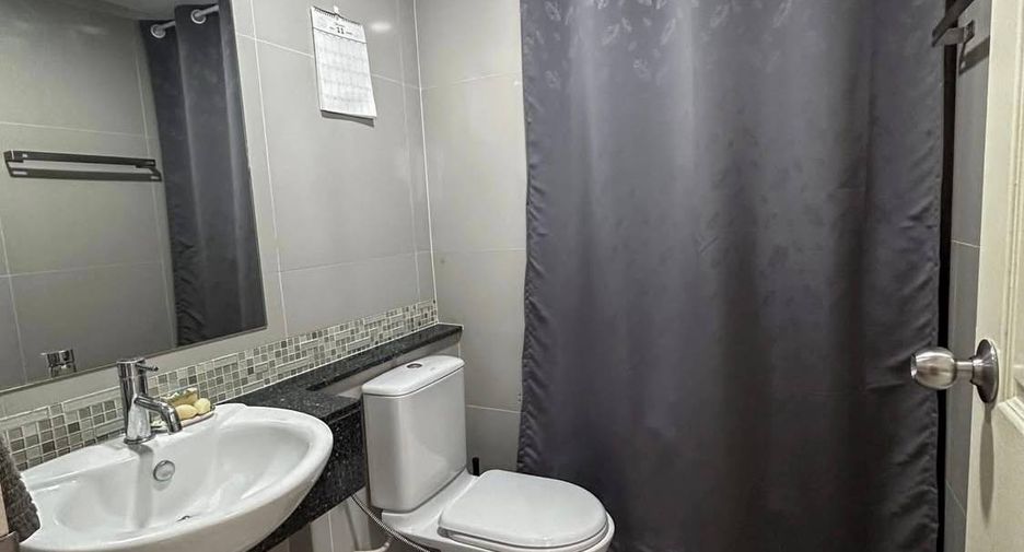 Condo en alquiler de 2 habitaciones en Khlong San, Bangkok