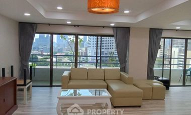 For rent 4 bedrooms condo in Khlong Toei, Bangkok