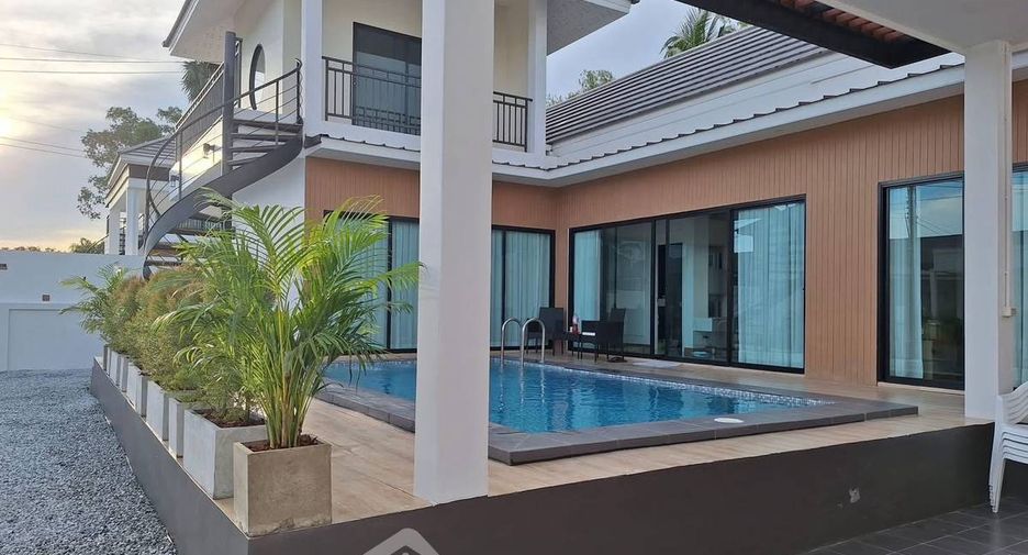 For rent 4 bedrooms villa in Jomtien, Pattaya