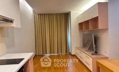 For rent 2 bedrooms condo in Phra Khanong, Bangkok