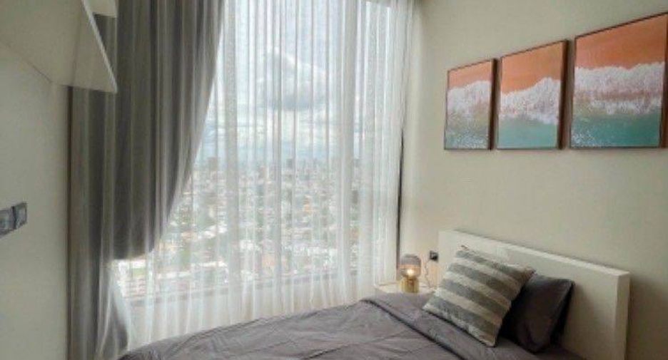 For rent 3 bedrooms condo in Watthana, Bangkok