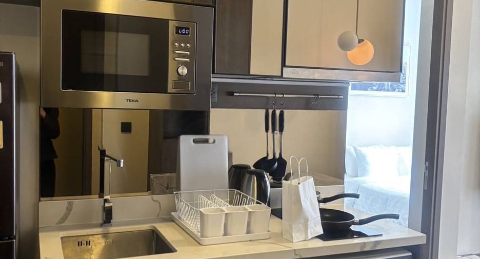 For rent 1 bed apartment in Watthana, Bangkok