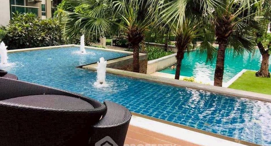 For rent 1 bed condo in Huai Khwang, Bangkok