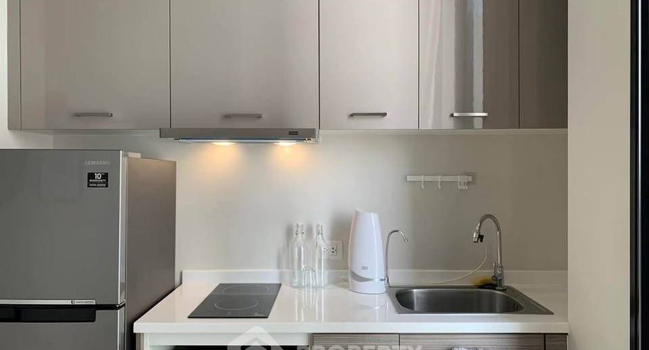 For rent 1 bed condo in Pathum Wan, Bangkok