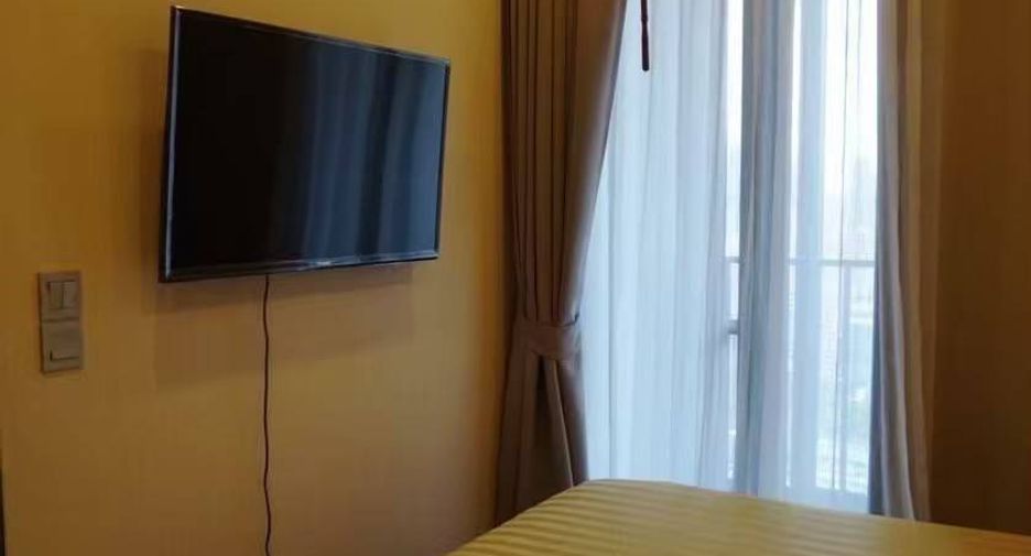 For rent 1 bed condo in Khlong Toei, Bangkok