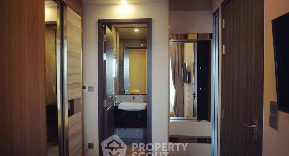 For rent 1 bed condo in Khlong Toei, Bangkok