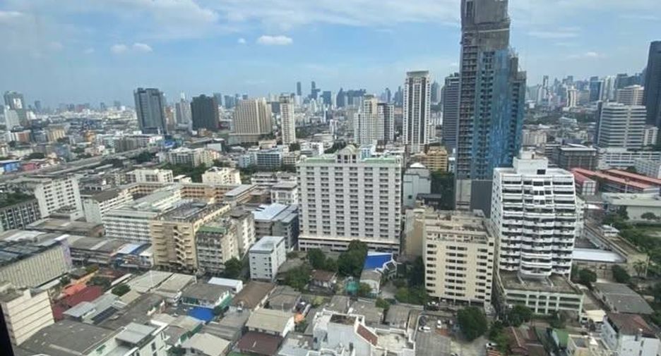 For rent 1 bed condo in Ratchathewi, Bangkok