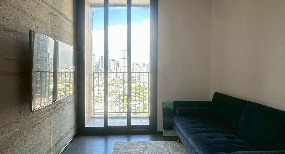 For rent 1 bed condo in Khlong Toei, Bangkok