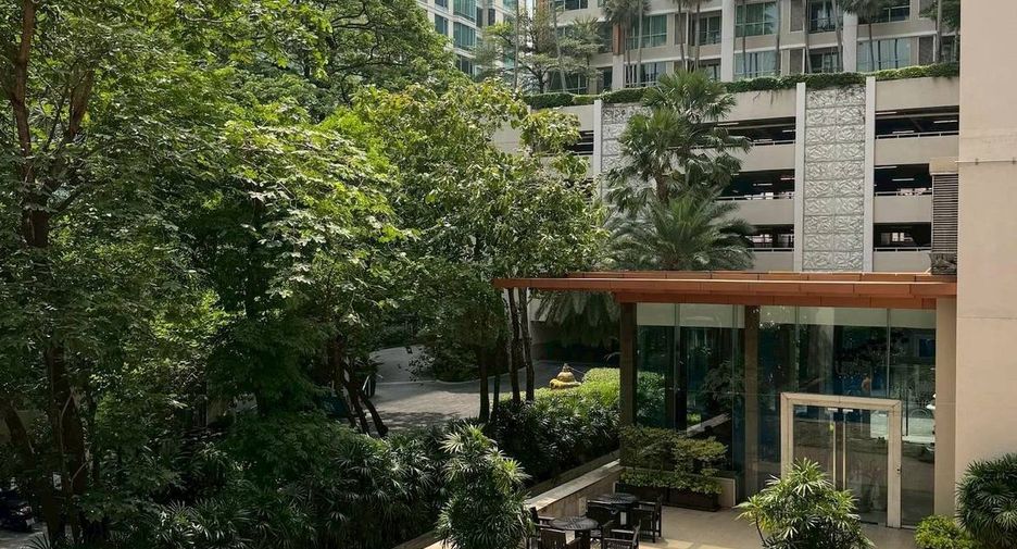 For rent 1 bed condo in Pathum Wan, Bangkok