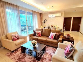 Apartamento en alquiler de 3 habitaciones en Watthana, Bangkok