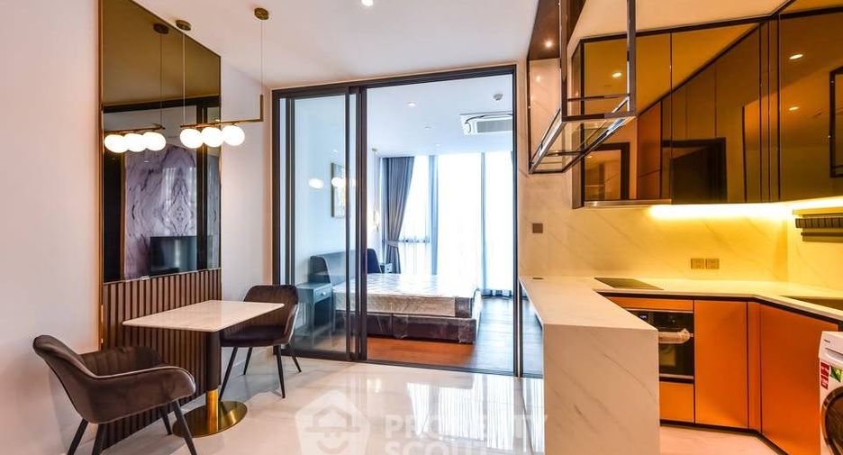 For rent 1 bed condo in Sathon, Bangkok