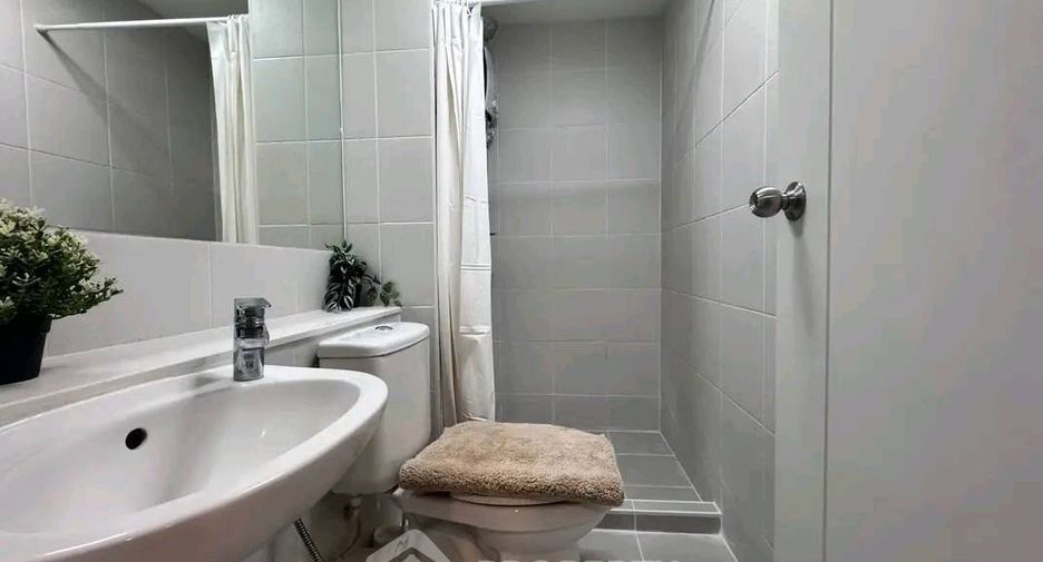 Wohnung zur Miete mit 1 Zimmer in Phra Khanong, Bangkok