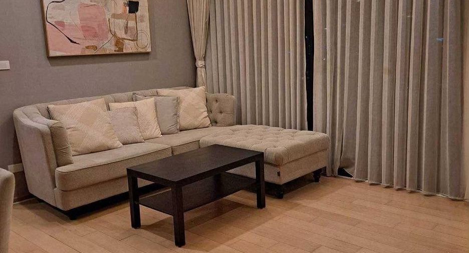 For rent 2 bedrooms condo in Watthana, Bangkok
