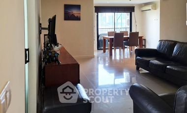 For rent 3 bedrooms condo in Khlong Toei, Bangkok